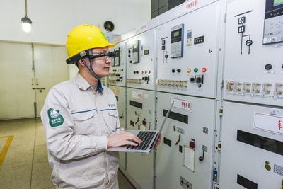 5G+北斗賦能，智能穿戴與AR眼鏡引領(lǐng)云端保電新紀(jì)元